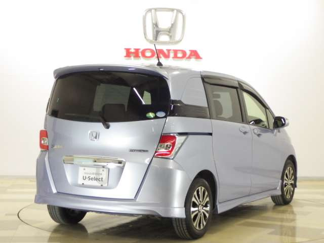 中古車 ホンダ フリードスパイクハイブリッド 1 5 の中古車詳細 44 000km ブルーメタリック 東京都 118万円 中古車情報 中古車検索なら 車選びドットコム 車選び Com