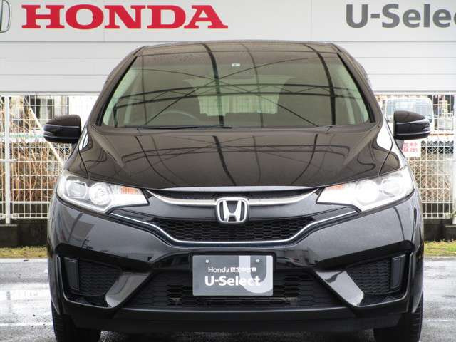 中古車 ホンダ フィット 1 5 ハイブリッド Fパッケージ コンフォートエディション の中古車詳細 62 000km ブラックパール 熊本県 107 8万円 中古車情報 中古車検索なら 車選びドットコム 車選び Com
