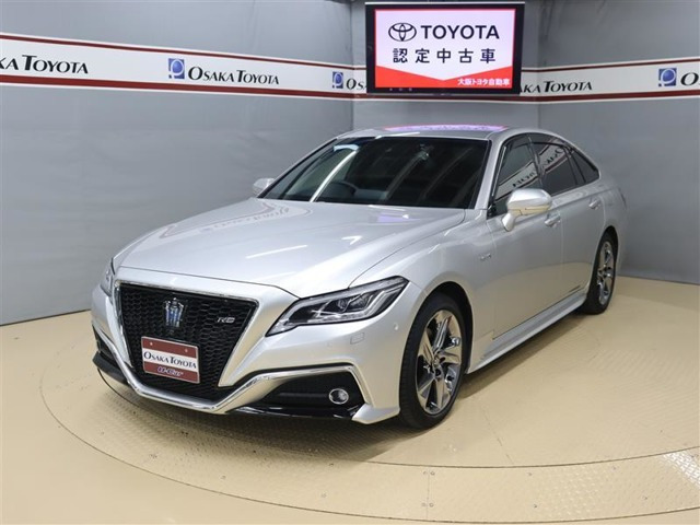 中古車 トヨタ クラウンハイブリッド 2 5 Rs アドバンス の中古車詳細 45 000km シルバーメタリック 大阪府 358万円 中古車情報 中古車検索なら 車選びドットコム 車選び Com