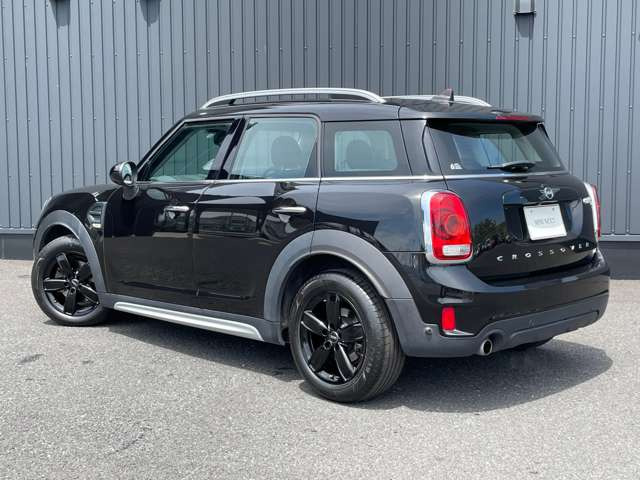 中古車 Bmw Mini ミニクロスオーバー クーパー D の中古車詳細 45 000km ブラック 群馬県 325万円 中古車情報 中古車検索なら 車選びドットコム 車選び Com