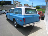 サバーバン  2WD 6人乗り 1972年モデル