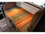 ダイネットもベッド展開が可能でゲストベッドとしてご使用頂けます。