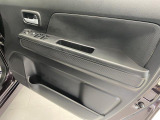 運転席ドア内側