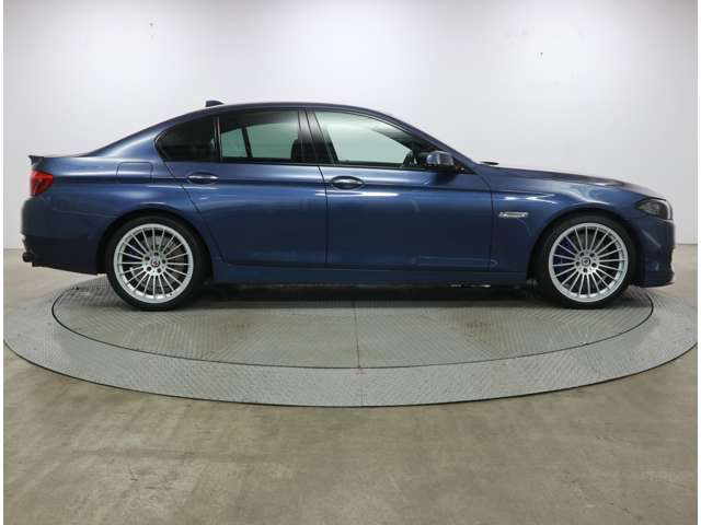 中古車 Bmwアルピナ B5 ビターボ リムジン エディション50 の中古車詳細 55 000km ブルー 神奈川県 767万円 中古車 情報 中古車検索なら 車選びドットコム 車選び Com 中古車 Bmwアルピナ B5 ビターボ リムジン エディション50 の中古車詳細 55 000km ブルー 神奈川県 767万円 中古車 情報 中古車検索なら 車選びドットコム 車選び Com