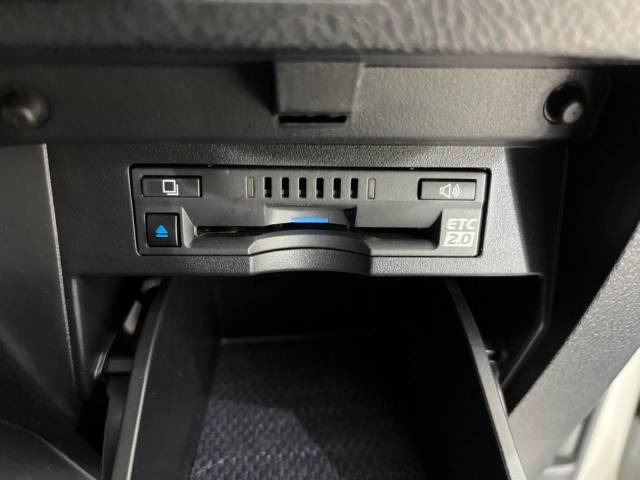 中古車 トヨタ アルファード ハイブリッドSR Cパッケージ の中古