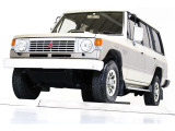 パジェロ  エクシード ディーゼル 4WD タイベル交換済 ナロー 寒冷地仕様 7人乗り