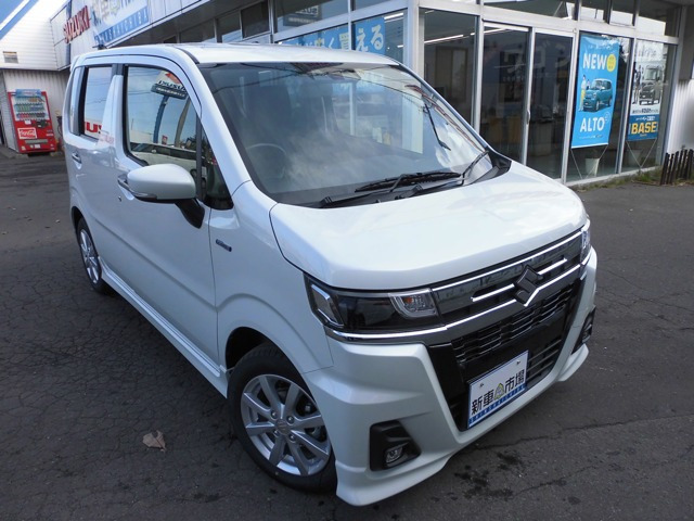 中古車 スズキ ワゴンRカスタムZ ハイブリッド(HYBRID) ZX 4WD の中古 