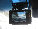 社外品のコムテック製2カメラドライブレコーダー ZDR-015付きです。