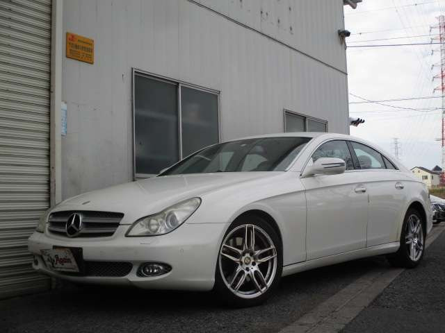 中古車 メルセデス・ベンツ CLS350 CLS350 黒革 Bluetooth付地デジHDD