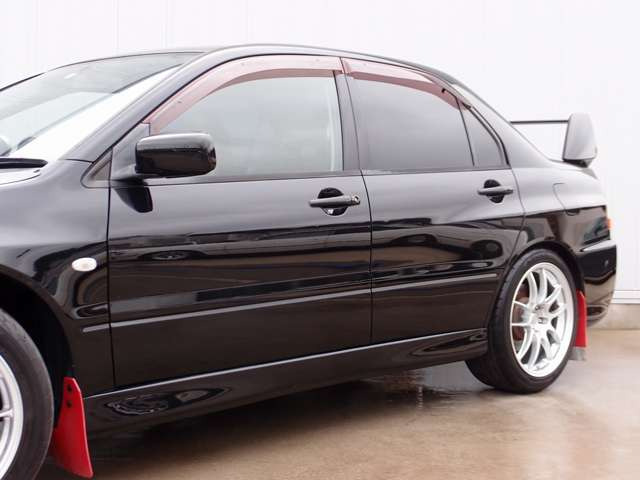 中古車 三菱 ランサーエボリューション 2.0 GSR IX 4WD SD地デジナビ