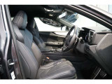 ・Lexus Safety System +(レーンディパーチャーアラート/レーントレーシングアシスト/レーダークルーズコントロール/ロードサインアシスト/発進遅れ告知機能//プロアクティブドライビングアシスト)