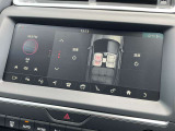 『InControl Touch Pro』ドイツ車のような独特な操作方法ではなくタッチパネル方式を採用。画像も精細なグラフィックで直感的な操作が可能です♪