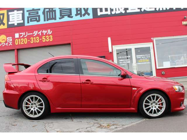 中古車 三菱 ランサーエボリューション 2.0 GSR X 4WD 買取直販 レカロ