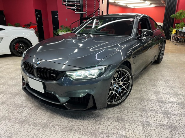 BMW M4クーペ 