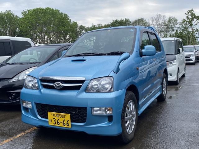 中古車 ダイハツ テリオスキッド カスタム L 4WD MT・5速マニュアル