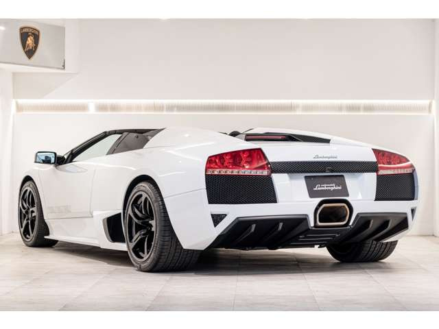ランボルギーニ ムルシエラゴロードスター LP640 eギア 4WD の中古車