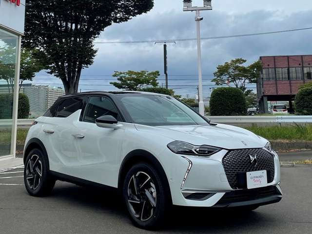 中古車 DSオートモビル DS3クロスバック オペラ ブルーHDi ディーゼル