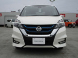 セレナ 1.2 e-POWER ハイウェイスター V 