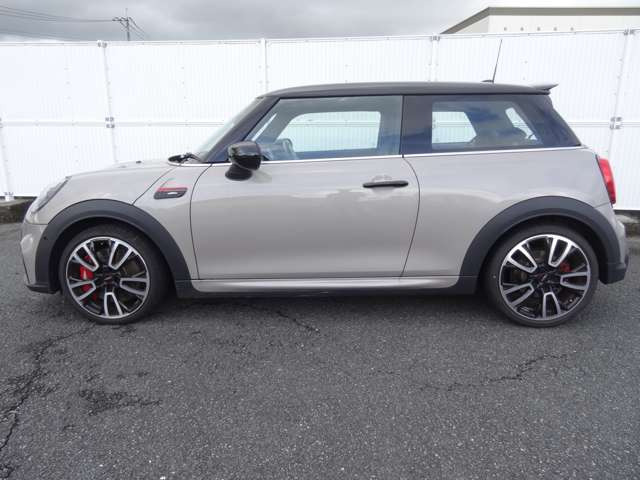 中古車 BMW MINI ミニ ジョン・クーパー・ワークス の中古車詳細