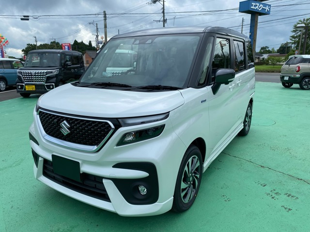 中古車 スズキ ソリオバンディット 1.2 ハイブリッド(HYBRID) MV の