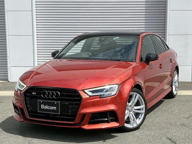 中古車 アウディ S3セダン 2.0 4WD の中古車詳細 (18,000km, オレンジ