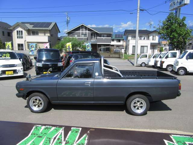 1993 Nissan Sunny Truck 1.2 Deluxe photo 8