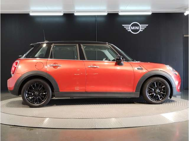 中古車 BMW MINI ミニ クーパー 5ドア DCT の中古車詳細 (25,000km