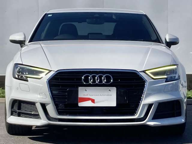 中古車 アウディ A3セダン 1.4 TFSI スポーツ Sラインパッケージ の