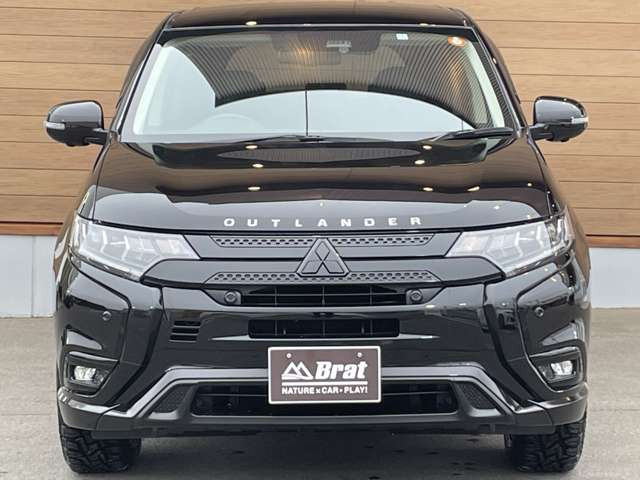 中古車 三菱 アウトランダーPHEV 2.4 G プラスパッケージ 4WD の中古車