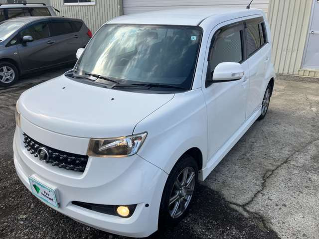 中古車 トヨタ bB 1.3 Z エアロ パッケージ 4WD 地デジ Bluetooth F