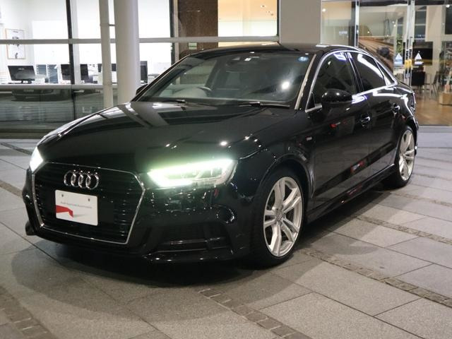 中古車 アウディ A3セダン 1.4 TFSI スポーツ Sラインパッケージ の