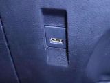 USB接続ポートは、助手席側にあります!