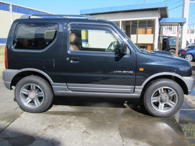 中古車 スズキ ジムニー ランドベンチャー 4WD の中古車詳細 (57,780km, ブラックツートン, 徳島県, 75万円) |  中古車情報・中古車検索なら【車選びドットコム（車選び.com）】