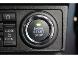 ☆エンジンスイッチ☆ 電子カードを携帯し、ブレーキを踏みながらボタンを押すだけで、エンジンをかけることができます
