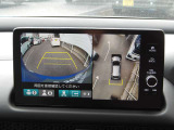 前後左右のカメラを画像処理して表示するマルチビューカメラ付です☆車庫入れ狭い道の走行などをサポートします☆