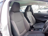 運転席・助手席エアーバック標準装備、もしもの時乗っている人を守ります。でもシートベルトは忘れずに締めてください。