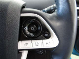 プリクラッシュ調節もできるマルチインフォディスプレイの操作スイッチ&車線逸脱警報&レーダクルーズ車間調節スイッチです。