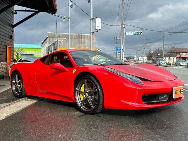 中古車 フェラーリ 458イタリア F1 DCT 正規D車黒革電動SCarbonD-ZONE+LED鍛造20AW の中古車詳細 (8