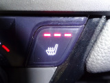 寒い冬でも暖かポカポカのシートヒーターが装備されています。