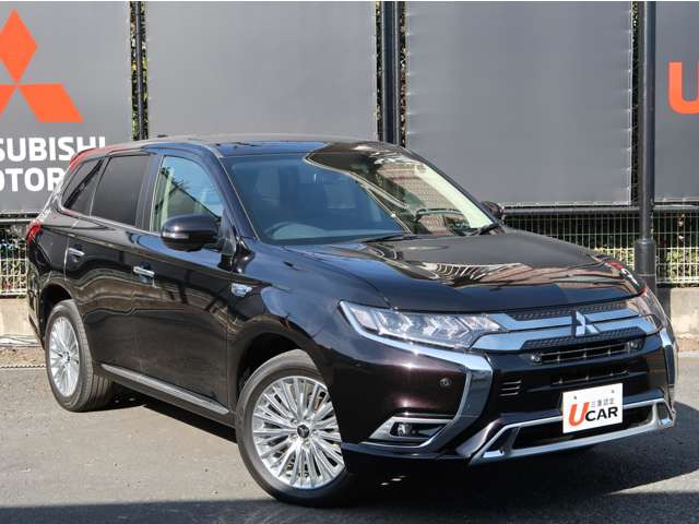 中古車 三菱 アウトランダーPHEV 2.4 G プラスパッケージ 4WD の中古車