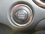 カードキーを携帯していれば、スタートボタンを押すだけでエンジンの始動が手軽にできます♪