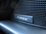 BOSEサウンドシステムを搭載しています。BOSE社と共同開発により車種専用チューニングが施されています。良質なサウンドでお好きな音楽をお楽しみください。
