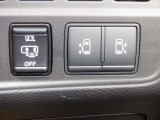 左右両側スライドドアを運転席からもスイッチひとつで開け閉めできますよ♪