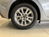 タイヤサイズは205/60R16.納車前の点検時タイヤ交換致します。