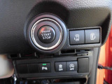 各種スイッチは運転席右側にあります。