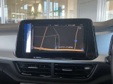 9.2インチ大画面タッチスクリーンを搭載。ナビシステムの域を超えて車両を総合的に管理できるインフォテイメントです。