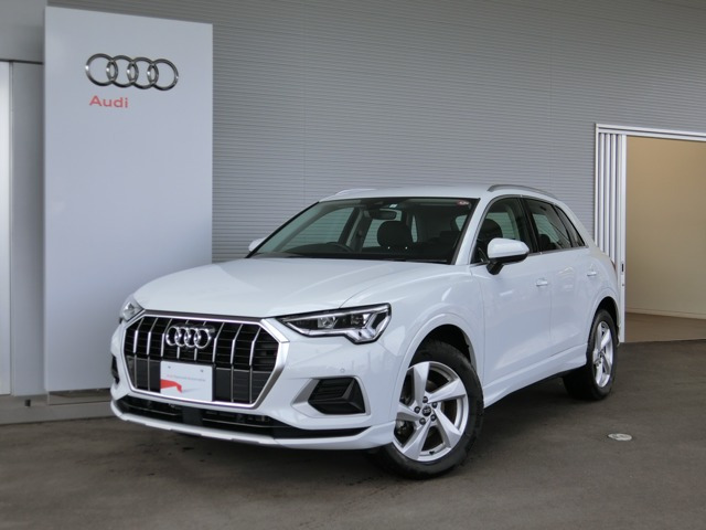 Q3 35 TFSI アドバンスド 