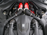 V8ツインターボエンジンを搭載。ターボならではのパワーを楽しめる反面、扱いやすさもあるエンジンです