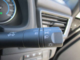 オートライトシステム。車外の明るさに応じてヘッドライトを自動で点灯・消灯してくれるので、消し忘れることもなくとっても便利です^^