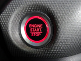 【エンジンスターター】鍵を取り出さなくても、ワンプッシュでエンジンのスタート、ストップが簡単にできて便利です。